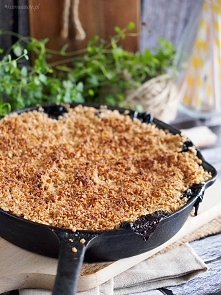 Jagody i brzoskwinie pod owsianą kruszonką / Blueberry peach crisp