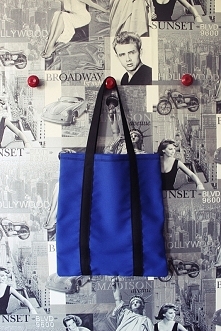 Kolorowe torby - idealne na podręczne rzeczy podczas wyjścia z domu! :))
Cena: 10zł + ew. koszt przesyłki.
Wykonuję torby w różnych kolorach i rozmiarach! zapraszam! :))
Info: s...