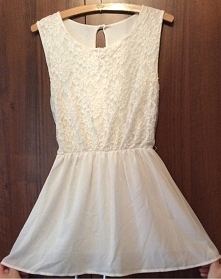 sukienka koronkowa biała S