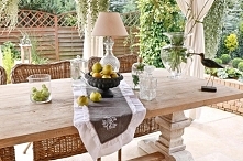 dekoracyjna misa prowansalska, dekoracyjny francuski bieżnik na stół,letnia dekoracja stołu w ogrodzie