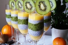 Pudding z nasion chia z musem z kiwi i pomarańczy – elegancki i zdrowy deser


Składniki

    50g nasion chia
    300ml mleka ryżowego/owsianego/sojowego
    2 łyżeczki miodu
  ...