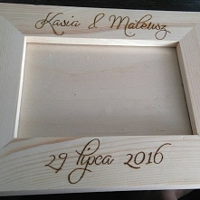Ramka na zdjęcie Młodej Pary - prezent dla gości weselnych. 
Przyjmujemy zamówienia na stronie!