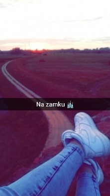 Zachód słońca na murze Zamku. To lubie 