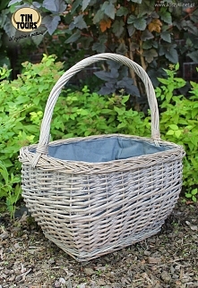 Kosz wiklinowy z pałąkiem w sam raz na grzyby od koszyki.net.pl. Z takim koszem grzybobranie będzie jeszcze przyjemniejsze!