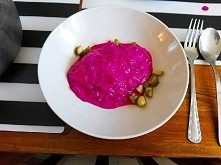 A'la Chłodnik <3 bedzie u mnie dosc czesto. Do tego jeszcze pieczone ziemniaczki oraz jajeczko. Przepysznie,  dietetycznie oraz mega sycąco.