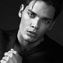 Dominic Sherwood