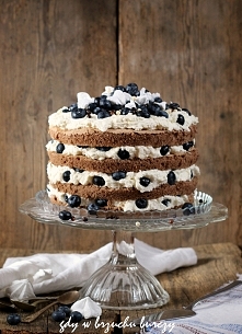 Tort kawowy z borówkami