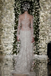 suknia ślubna ze wzorem na ...