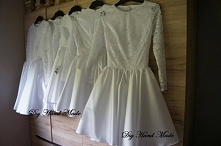 Sukienka o kroju klosza. Od...