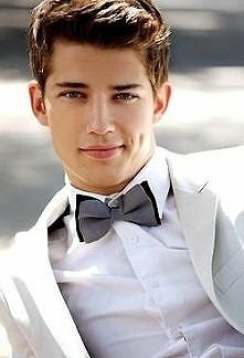 Muszka czy krawat? Co wolicie u mężczyzn? :)