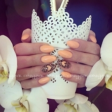 kolor nude źródło EsKrygier