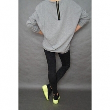 nowa bluza oversize z zamkiem na plecach 
zapraszamy do nas 
modish.pl