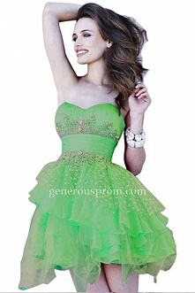 Layered Jewels Sherri Hill 3856 Green Short Prom Dresses
This enchanting mini dress by Sherri Hill 3856 starts with a strapless, sweetheart neckline and ruched bustline. Engagin...