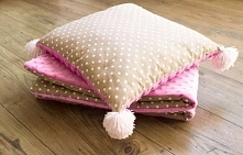 Kołderka na jesień/ zimę + poduszka jasiek z pomponami.