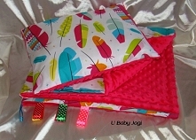 Komplecik do wózka
Podusia z wkładem 30 x 40 cm
Ocieplany kocyk 75 x 100 cm