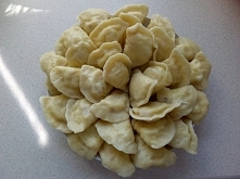 Mama w akcji! Pierogi ruskie = uwielbiam, kocham! :)