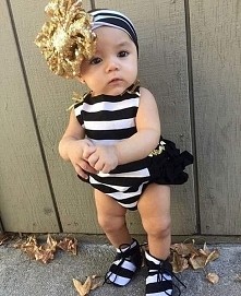 Rampersik w biało-czarne paski - 34 zł
Więcej na fb Hanula