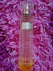 Premiere LUXE perfumy damskie :) 
Długotrwały zapach..