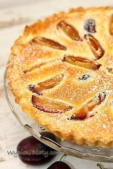 Tarta ze śliwkami i kremem - Wypieki Beaty