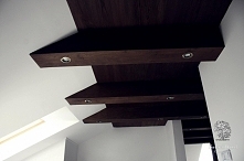 Drewniany dębowy sufit, czemu nie! :D
Wykonanie ręczne, drewno dąb.