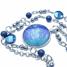 Malowany medalion z hematytem w gartagallery.pl