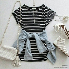 Sukienka w paseczki i kurtk...