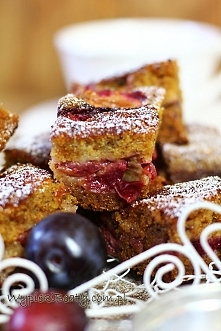 Cynamonowo-śliwkowe ciasto z miodem - Wypieki Beaty