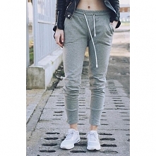 Nowe dresy różne kolory i rozmiary, zapraszamy na stronę
modish.pl