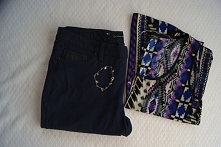 piekne zestawienie granat z ciekawymi kolorami koszulki azteckie wzory do tego bardzo delikatna bizuteria