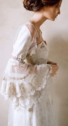 ♥ ✿⊱╮