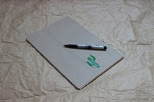 Ręcznie robiona okładka na zeszyt:)więcej na blogu: blended.pl