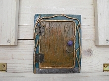 Magiczne, sekretne drzwiczki z gliny