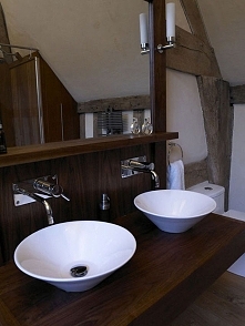 Wnętrze łazienki, angielska...