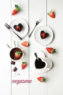 BABECZKI Z PŁYNNĄ CZEKOLADĄ W ŚRODKU