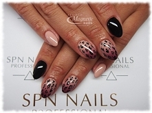 Powoli wkracza jesień.

Nails by Olga, Studio Magnetic Nails Monika Sokołowska Kielce