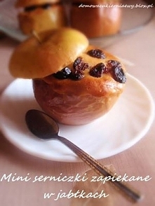 Mini serniczki zapiekane w jabłkach