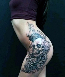 tatuaże damskie na biodrze ...