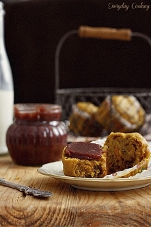 Dyniowe muffiny z cynamonem i orzechami włoskimi