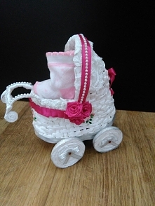 kolejny wózek z papierowej ...