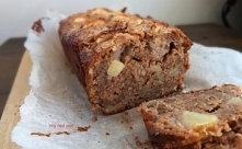 Chlebek na słodko z jabłkami i orzechami
