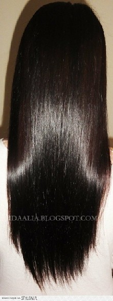 Jeśli twoje włosy są zniszczone i suche:
Na zniszczone i przesuszone włosy najlepsza jest maseczka z trzech łyżeczek majonezu lub żółtka, możesz do niej wycisnąć kilka kropel cy...