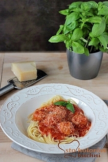 Pulpeciki z makaronem według Nigelli