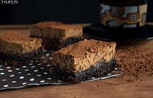 Sernik z kawą i czekoladą.