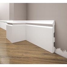 Kolejna duża listwa przypodłogowa LPC-24 to dwukrotnie pomalowana na biało listwa o wyraźnym klasycznym profilu. Idealnie pasuje do takich oraz eklektycznych wnętrz.

LPC-24 to ...