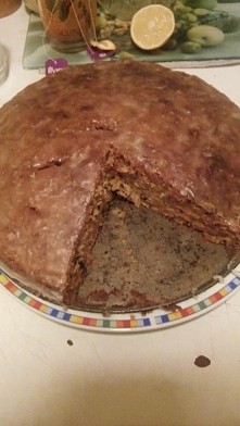 Ciasto marchewkowe z orzechami. Pyycha ;)