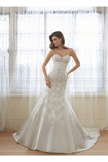 Sophia Tolli Style Y11636 - Reine