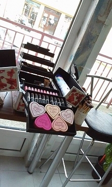 Kuferek wizażysty ...