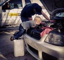 Rośnie mały mechanik