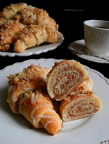 Rogale Marcińskie (Świętomarcińskie) z Białym Makiem, Migdałami i Orzechami - Prezepis