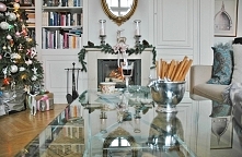 MODERN CLASSIC CHRISTMAS